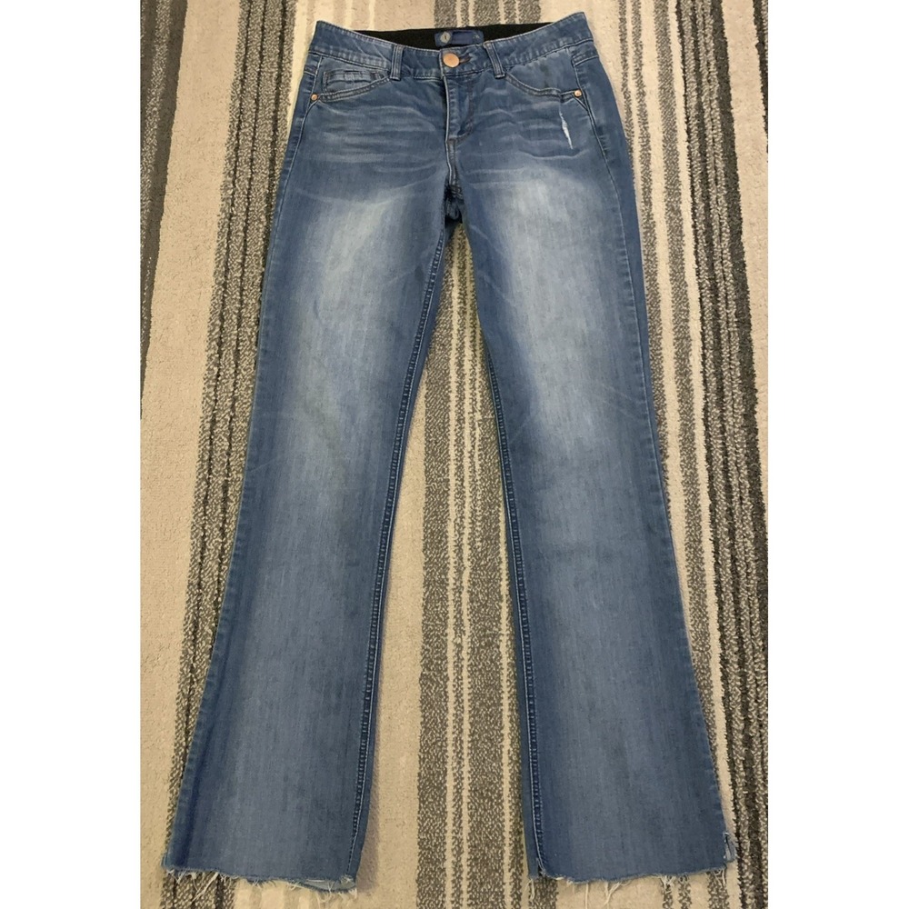 Democracy Itty‎ Bitty Medium Wash Bootcut Jeans Frayed hem Sz  6